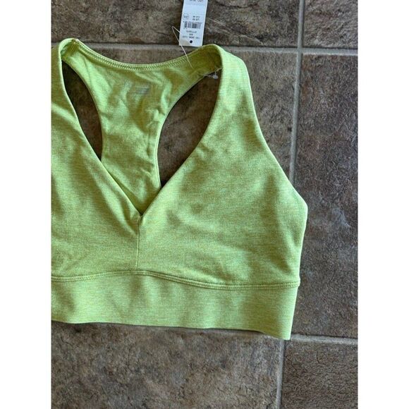 OFFLINE By Aerie The Hugger Racerback Sports Bra
Batalia Green Size Medium - Picture 7 of 10